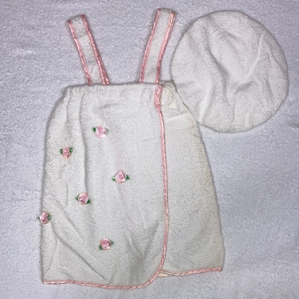 Silly Phillie terry cloth velcro strap bath towel and hat 2-4t